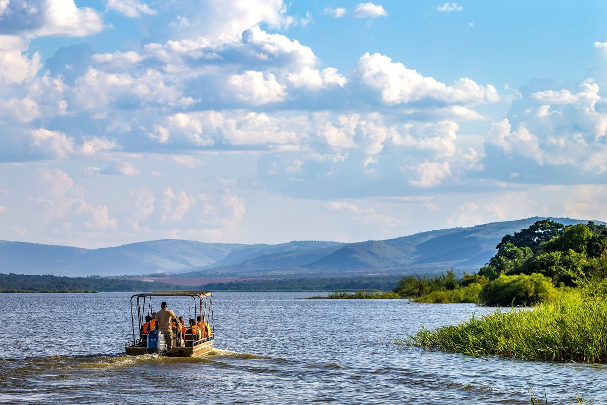 lake-ihema-rwanda-guide