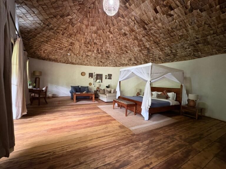 Mahogany Springs' honeymoon suite